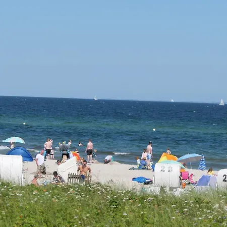 E6 Am Ostseestrand * Kronsgaard